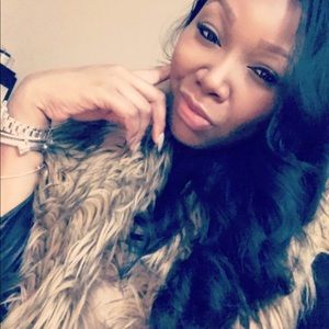 Meet your Posher, Yenn